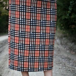 Plaid pencil skirt